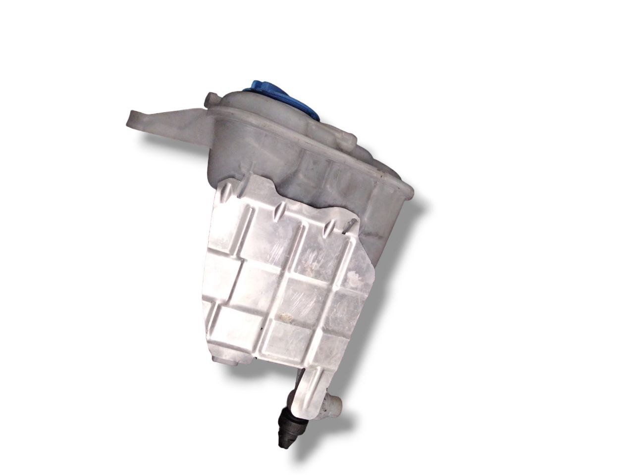 Vaschetta liquido Radiatore A4 B8/ 8K (2008 - 2016) cod.8k0121405c - F&P CRASH SRLS - Ricambi Usati
