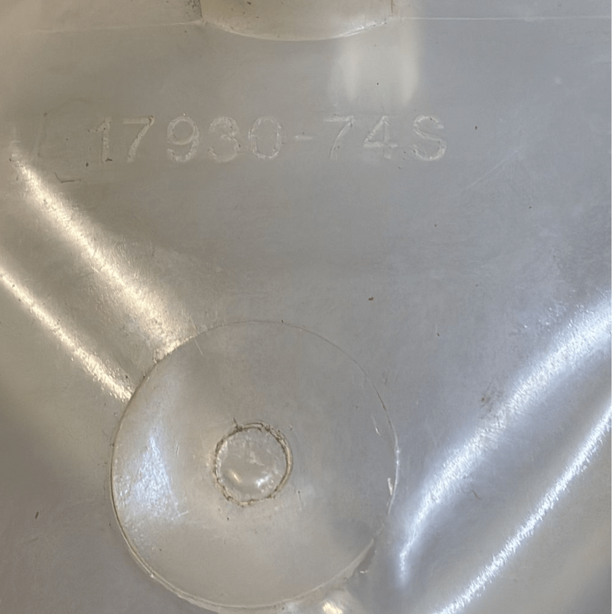 Vaschetta liquido radiatore suzuki sx4 s-cross due cod : 1793074s (2022 -> ) - F&P CRASH SRL - Ricambi Usati