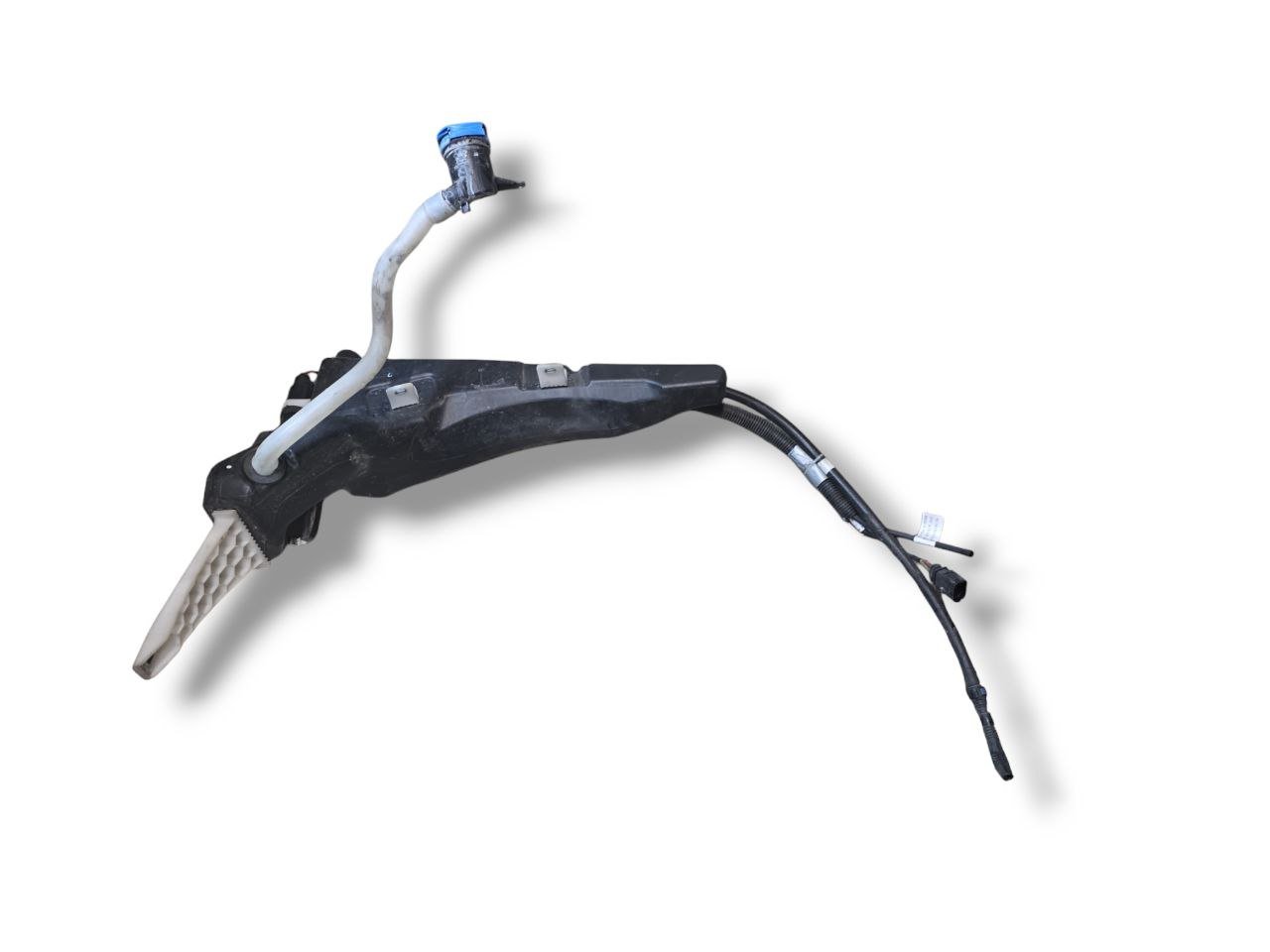 Windshield Washer Fluid Reservoir Audi A3 8V (2015 - 2020) Code: 8V0955449 - F&P CRASH SRLS - Used Parts