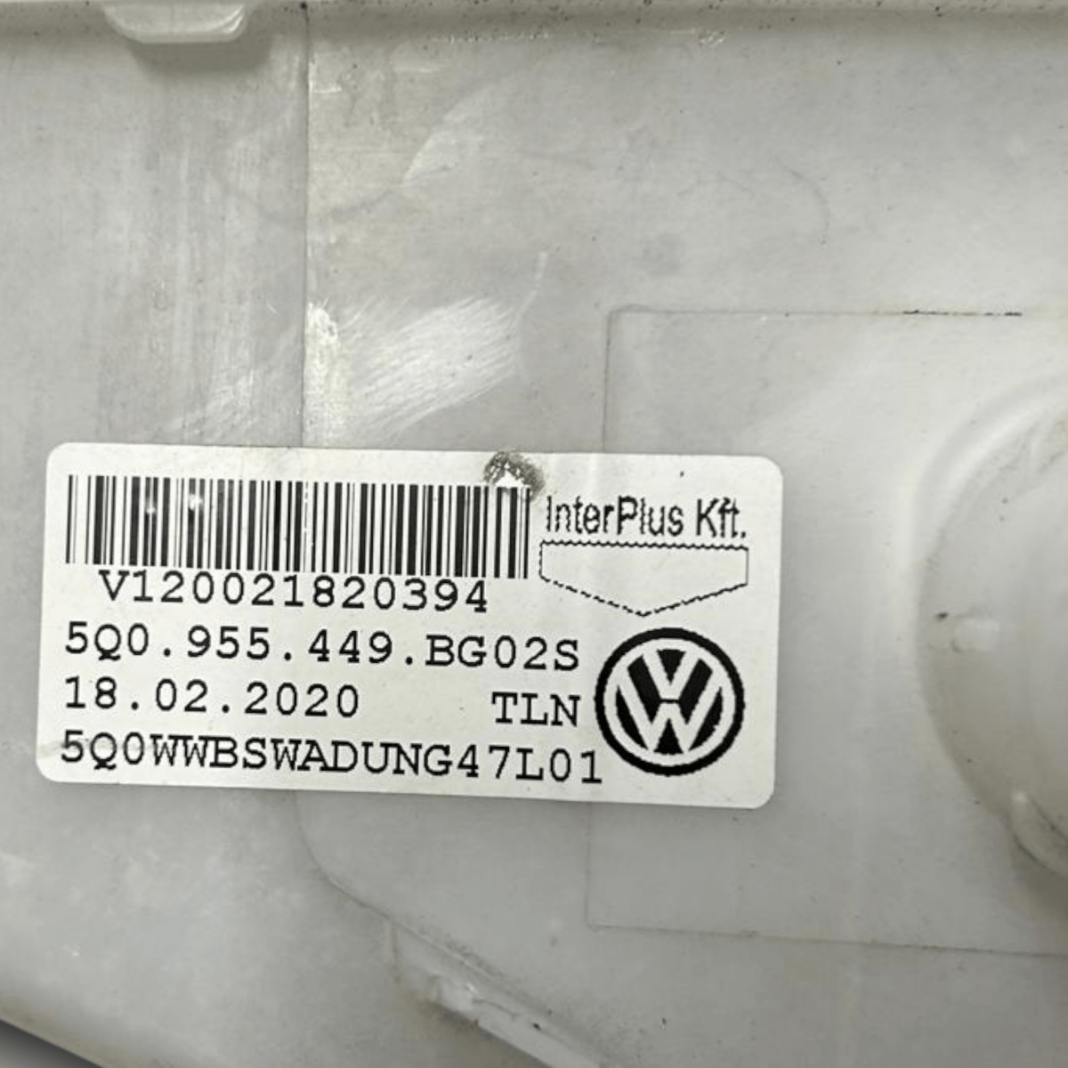 Windshield washer fluid reservoir audi q2 code:5Q0955449 (2016 >) - F&P CRASH SRL - Used Parts