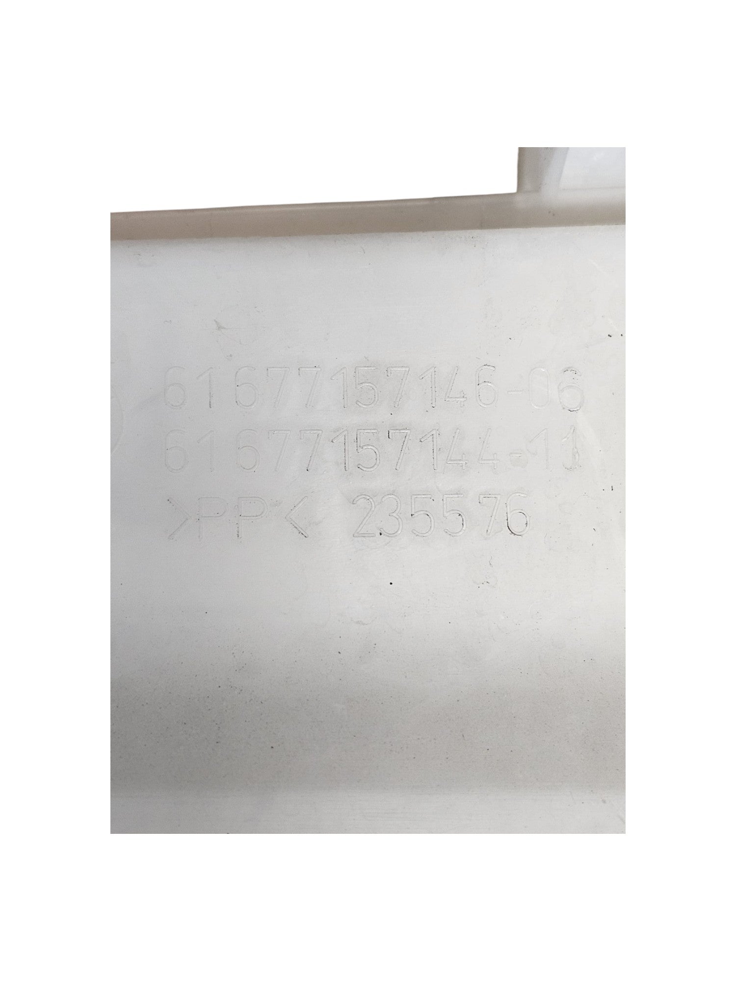 Vaschetta Liquido Tergicristalli BMW Serie 3 E92 Cod:61677157146 - 06 (2005 - 2013) - F&P CRASH SRLS - Ricambi Usati