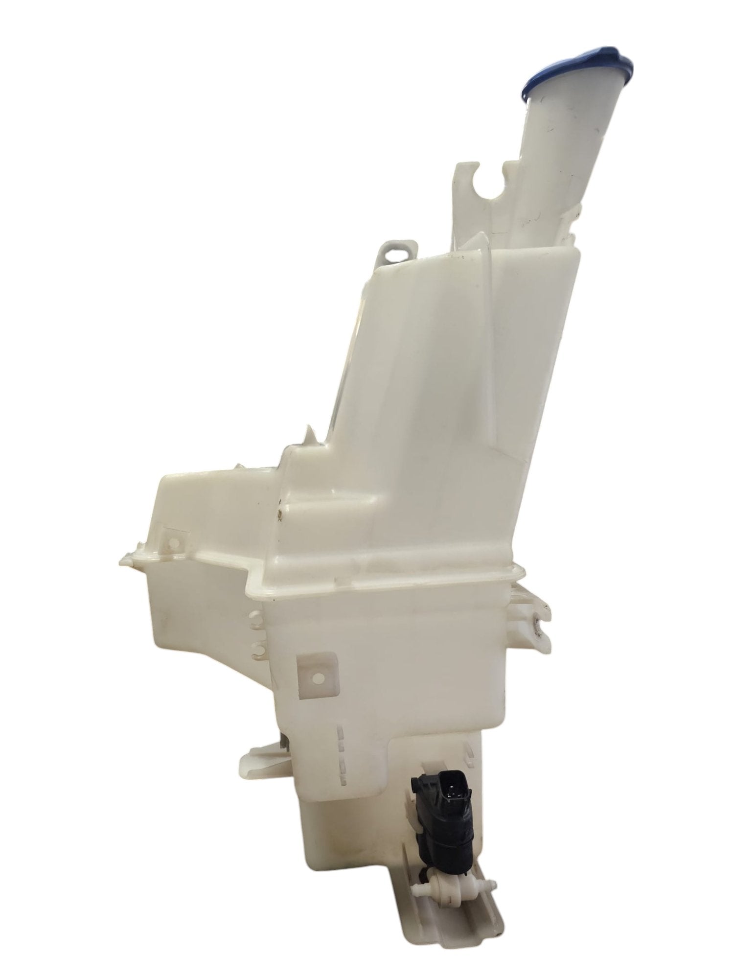 Washer Fluid Reservoir Kia Sportage QL (2016 - 2021) Code:98610 - D9000 - F&P CRASH SRLS - Used Parts