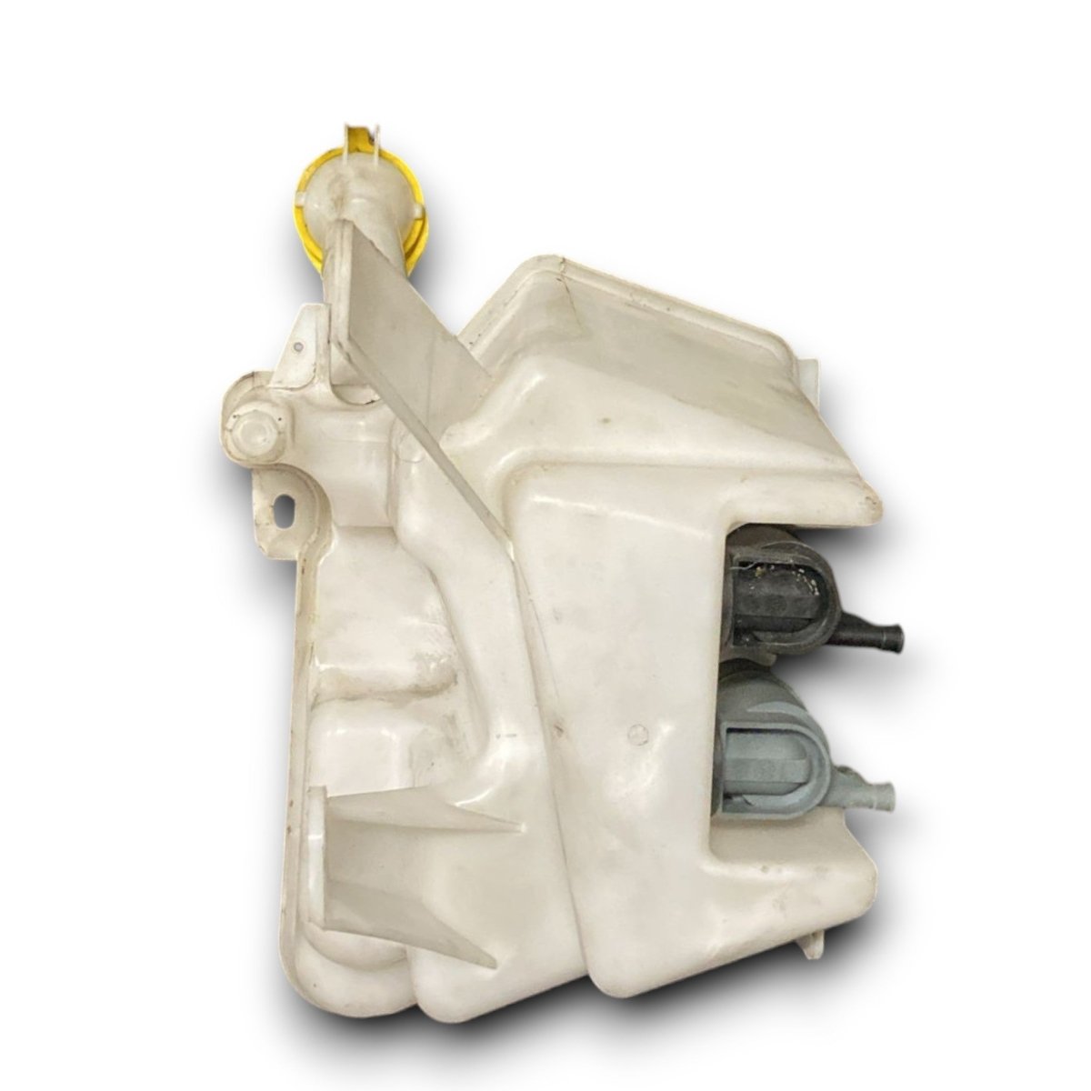 Vaschetta liquido tergicristalli Toyota Yaris III cod . e9001029 (2011 > 2021) - F&P CRASH SRL - Ricambi Usati