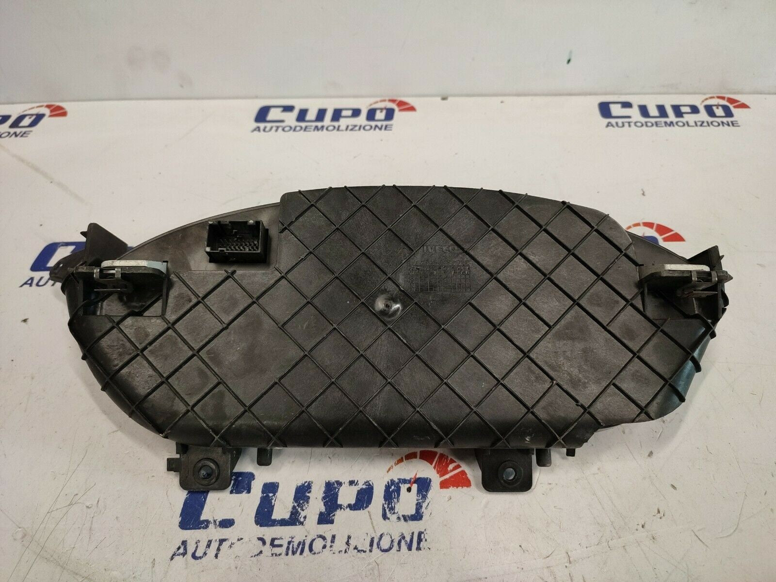Iveco Daily Van 555001210200 555001210100 Watch Frame Tools - F&P CRASH SRLS - Used Spare Parts