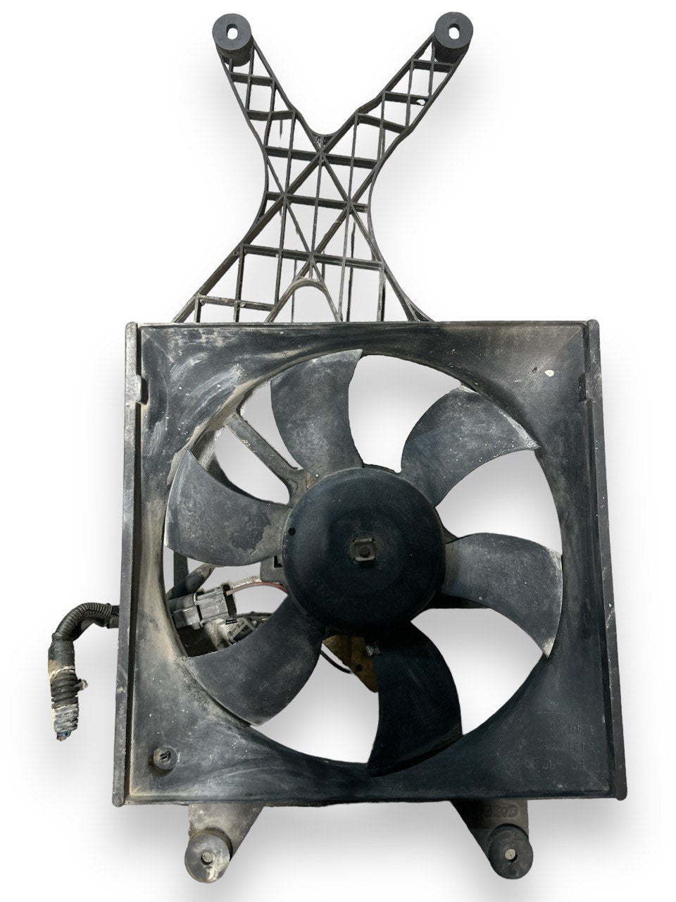Ventola Radiatore Nissan Micra (K11) 1.5 Diesel (1992 > 2002) cod.214006FD00 - F&P CRASH SRLS - Ricambi Usati