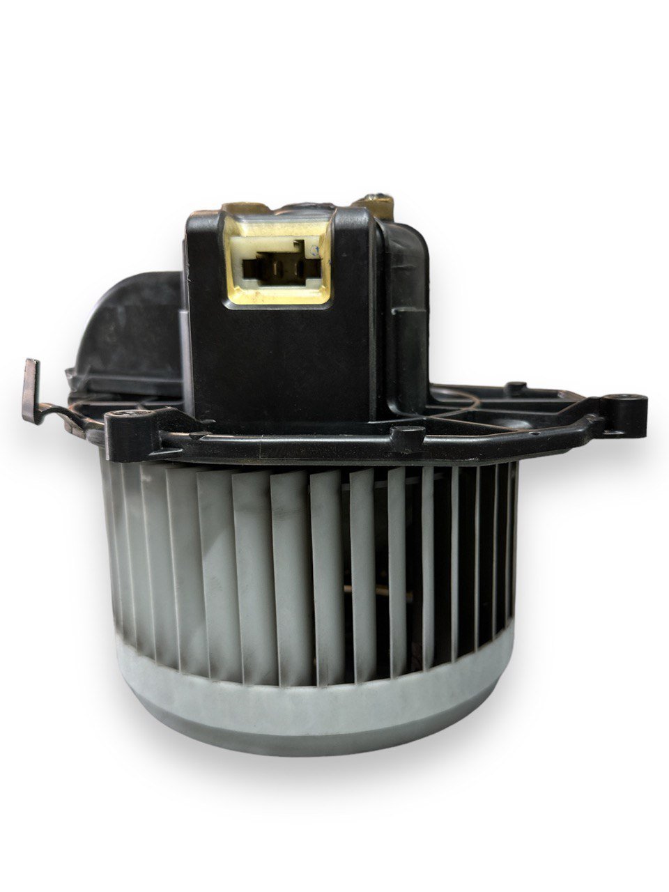 Ventola riscaldamento interno abitacolo Peugeot Partner III 1.6 diesel (2012) cod: 5E2228200 - F&P CRASH SRLS - Ricambi Usati
