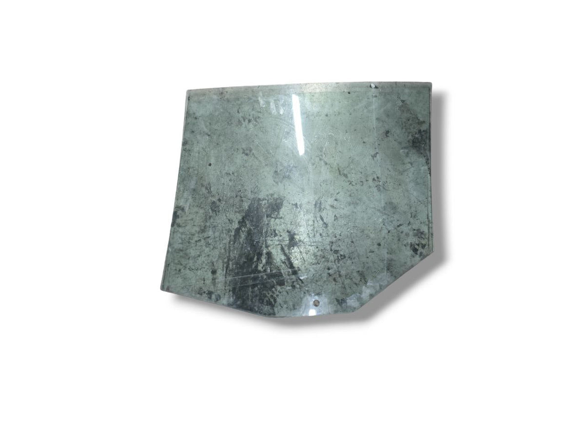 Vetro Finestrino Posteriore Destro Volkswagen Golf V Cod : 43R - 001057 (2003 - 2008) 5 Porte - F&P CRASH SRLS - Ricambi Usati