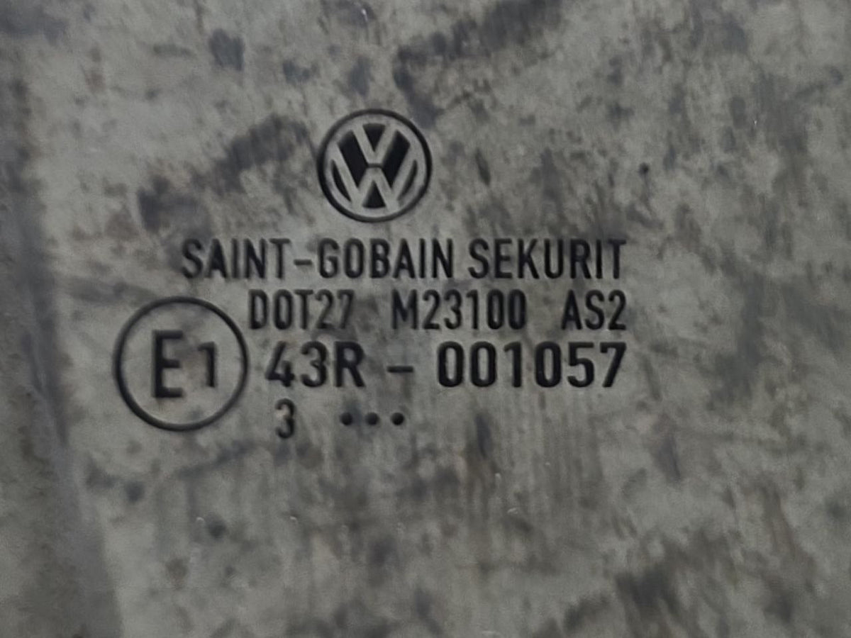 Vetro Finestrino Posteriore Destro Volkswagen Golf V Cod : 43R - 001057 (2003 - 2008) 5 Porte - F&P CRASH SRLS - Ricambi Usati
