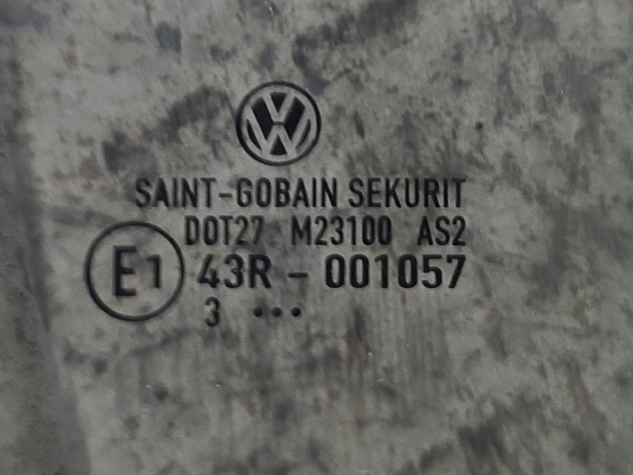 Vetro Finestrino Posteriore Destro Volkswagen Golf V Cod : 43R - 001057 (2003 - 2008) 5 Porte - F&P CRASH SRLS - Ricambi Usati