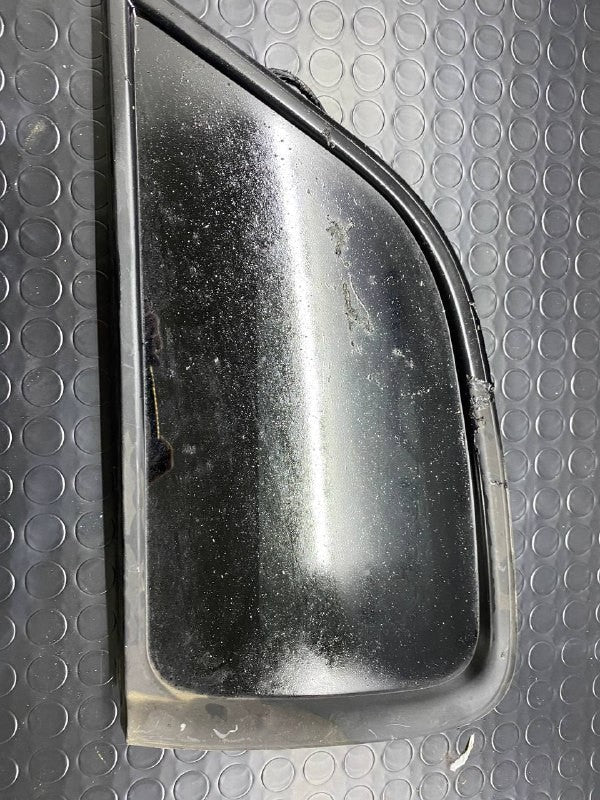 Vetro Fisso Posteriore Destro HYUNDAI TUCSON cod: 43R - 000050 - F&P CRASH SRLS - Ricambi Usati