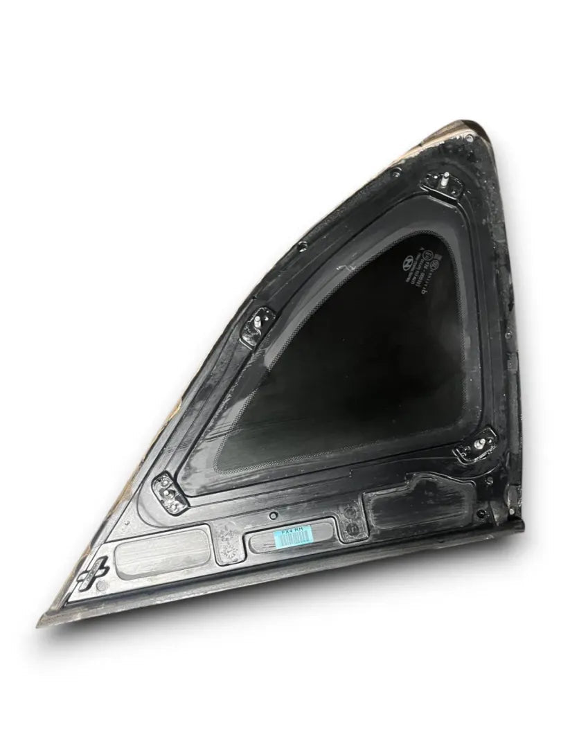 Dettaglio Vetro scendente porta anteriore destro Hyundai Tucson 2015–2018 OEM 82420D7010 - foto 2