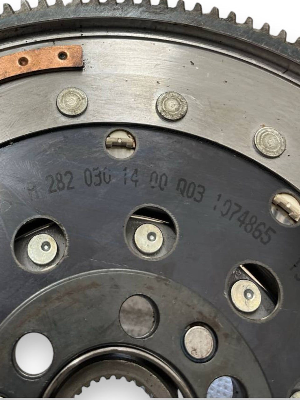 Dual Mass Flywheel with Tooth Crown Mercedes - Benz Class A W177 / Mercedes - Benz Class A W176 / Mercedes - Benz Cla C118 1.3 Petrol (2018>) Engine Code: 282914 code: A2820301400 - F&P CRASH SRLS - Used Parts