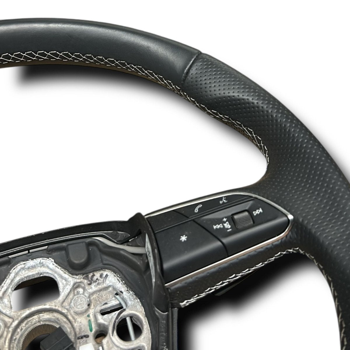 Volante + airbag Audi A3 (8Y) S - Line 8y0880201d (2024 > ) - F&P CRASH SRL - Ricambi Usati