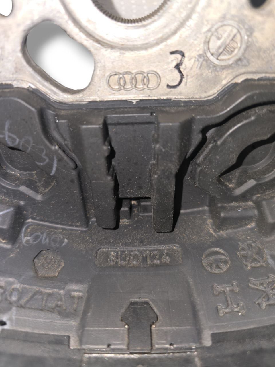 Volante Audi Q3 8U (2014 - 2018) Cod : 8U0124 - F&P CRASH SRLS - Ricambi Usati