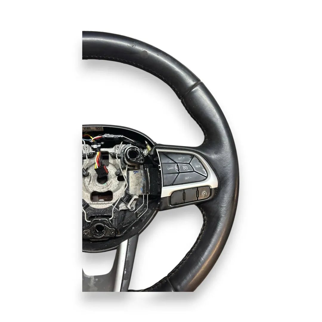 Dettaglio Volante Jeep Compass II dal 2021 OEM 735768456 - foto 3