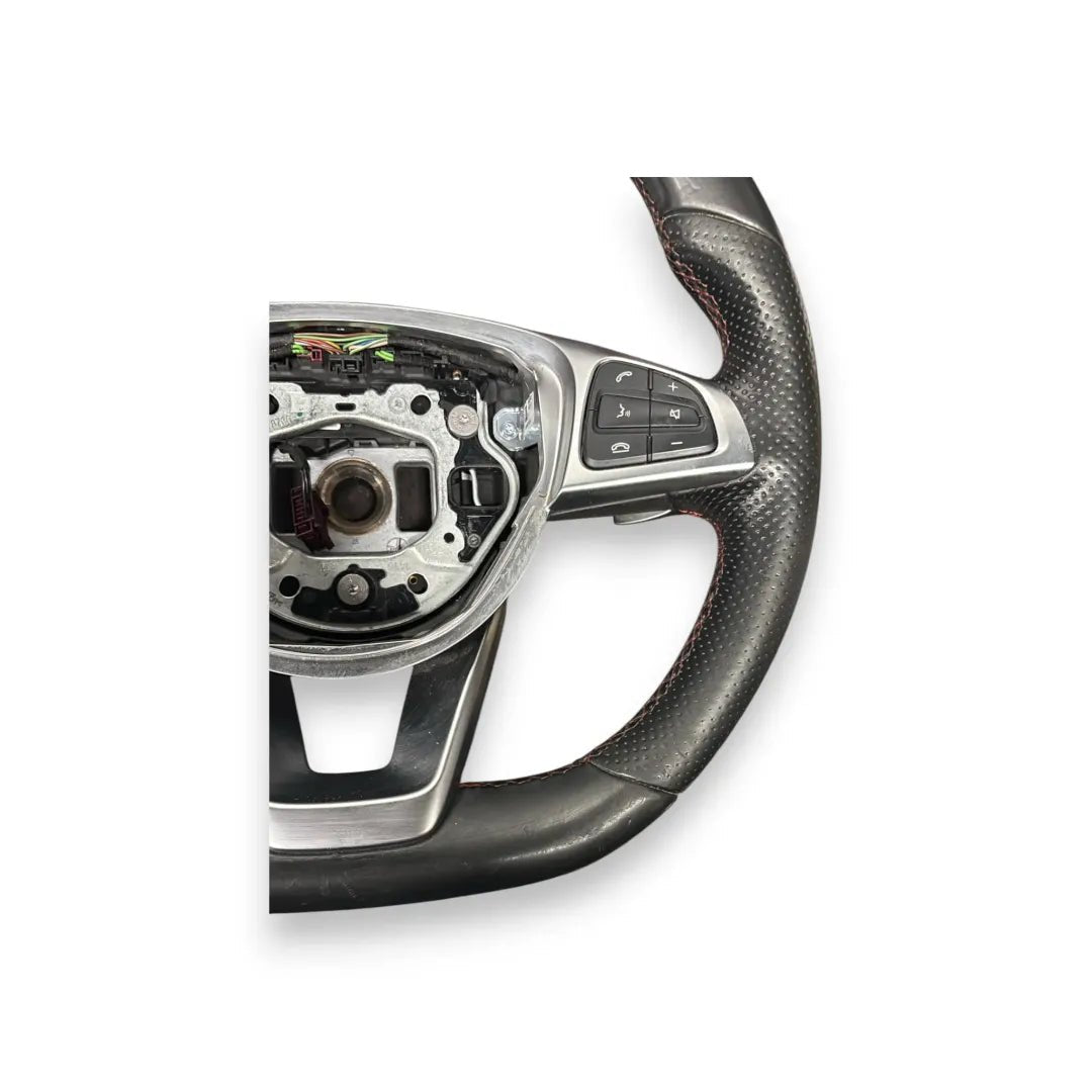 Dettaglio Volante Mercedes-Benz CLA SW X117 dal 2015 OEM A00046013039E38 - foto 4