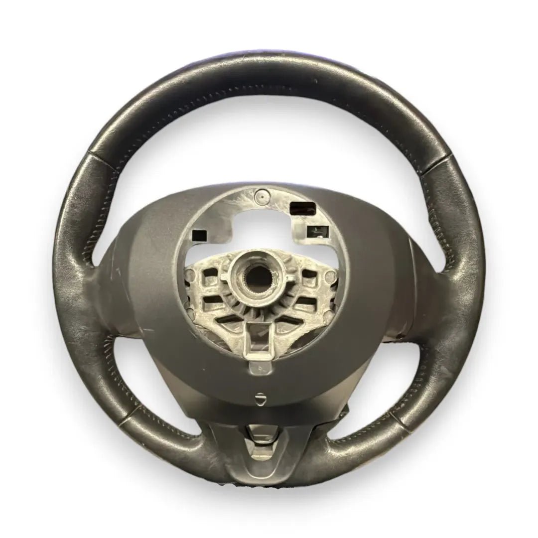 Volante Renault Kangoo OEM 484007024R - F&P CRASH SRL - Ricambi Usati