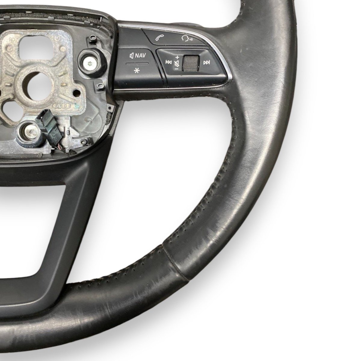 Volante / sterzo audi a4 b9 Cod: 4m0419689 (2015 - 2024) - F&P CRASH SRLS - Ricambi Usati