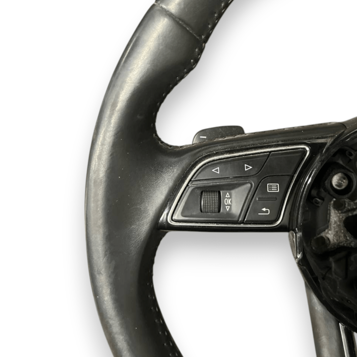 Volante / Sterzo Audi Q2 (2016 - ) cod: 8V0419091CH - F&P CRASH SRLS - Ricambi Usati