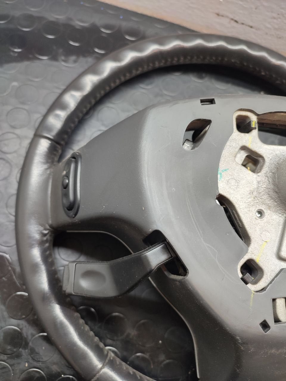 Volante / sterzo Chrysler Grand Voyager 2008 con comandi multifunzione - F&P CRASH SRLS - Ricambi Usati