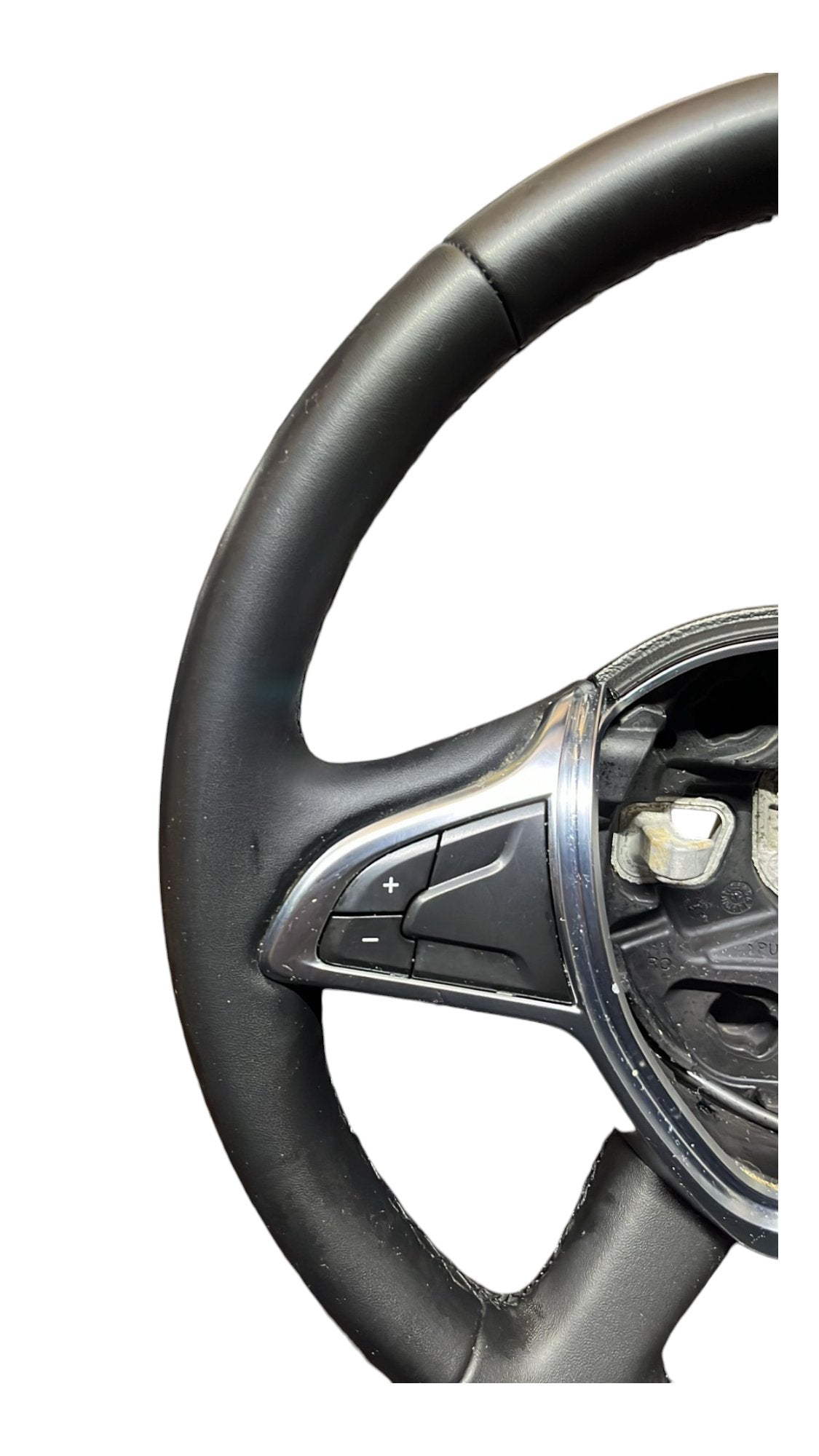 Volante / Sterzo + Comandi al Volante Dacia Sandero Steepway (2012 - 2020) cod.484007478R / In Pelle Nero - F&P CRASH SRLS - Ricambi Usati