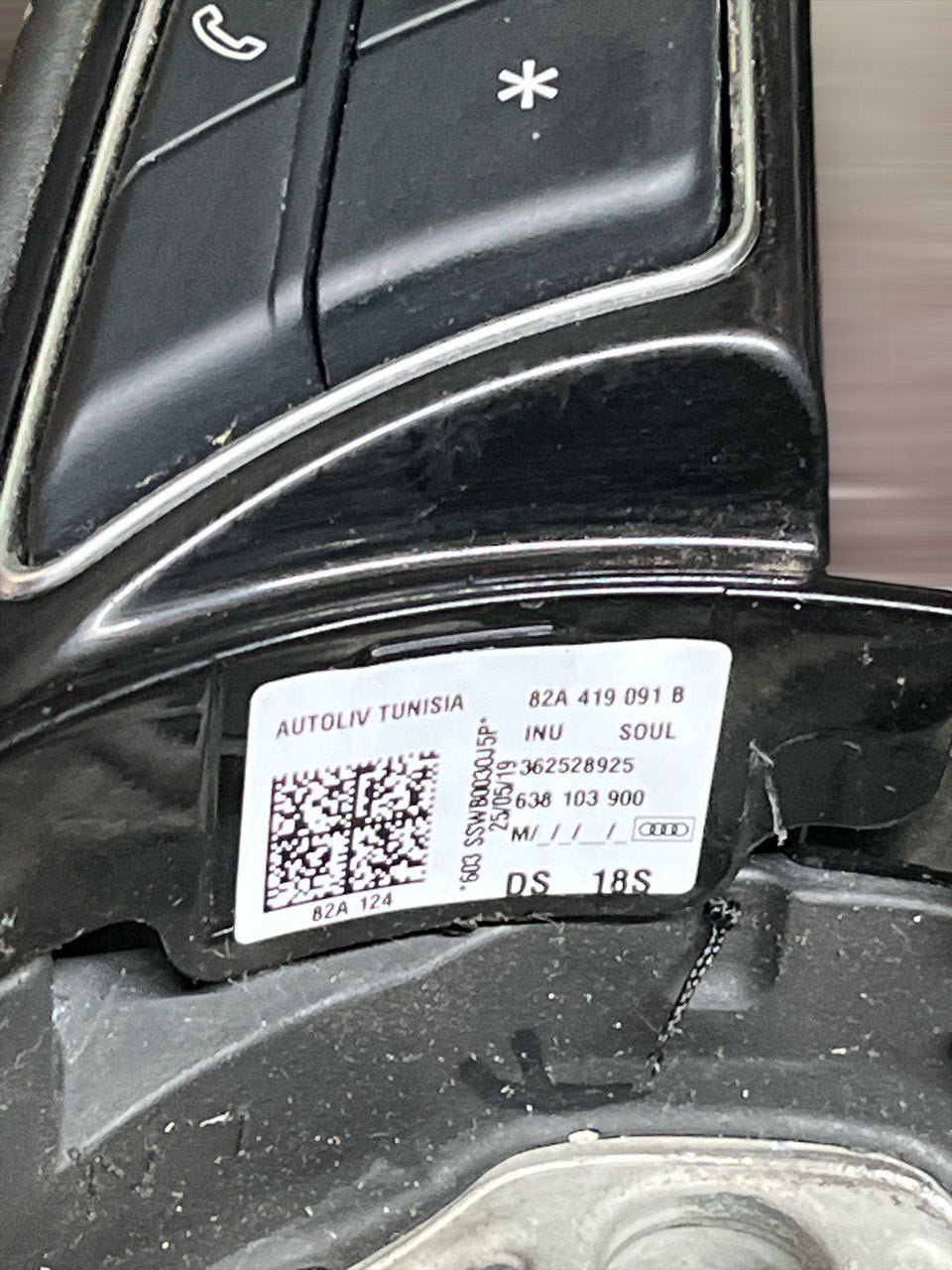 Volante / Sterzo con comandi al volante Audi A1 GB (2018>) cod.82A419091B - F&P CRASH SRLS - Ricambi Usati