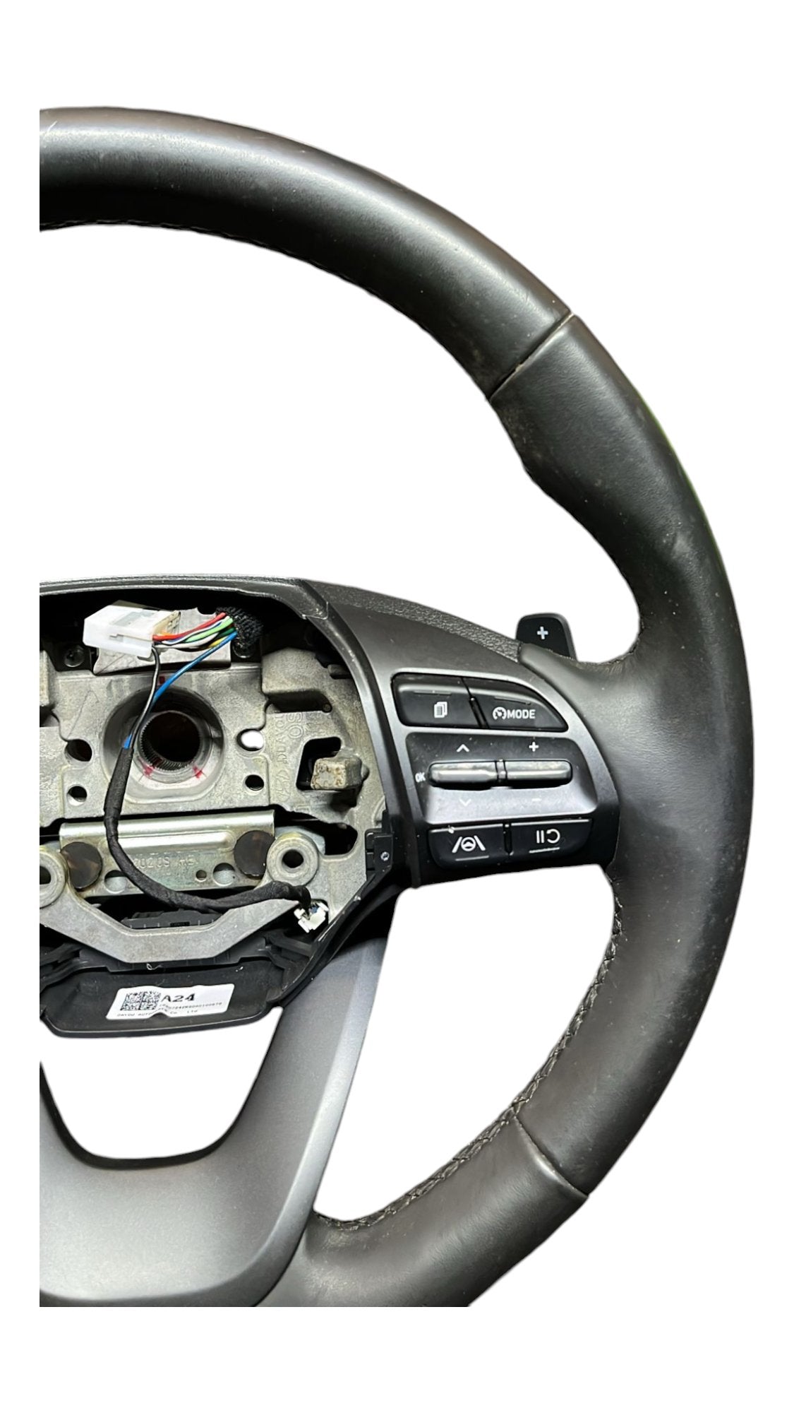 Volante / sterzo con comandi al volante + palette Hyundai Kona (2017 - >) cod.56190 - J9000 - F&P CRASH SRLS - Ricambi Usati