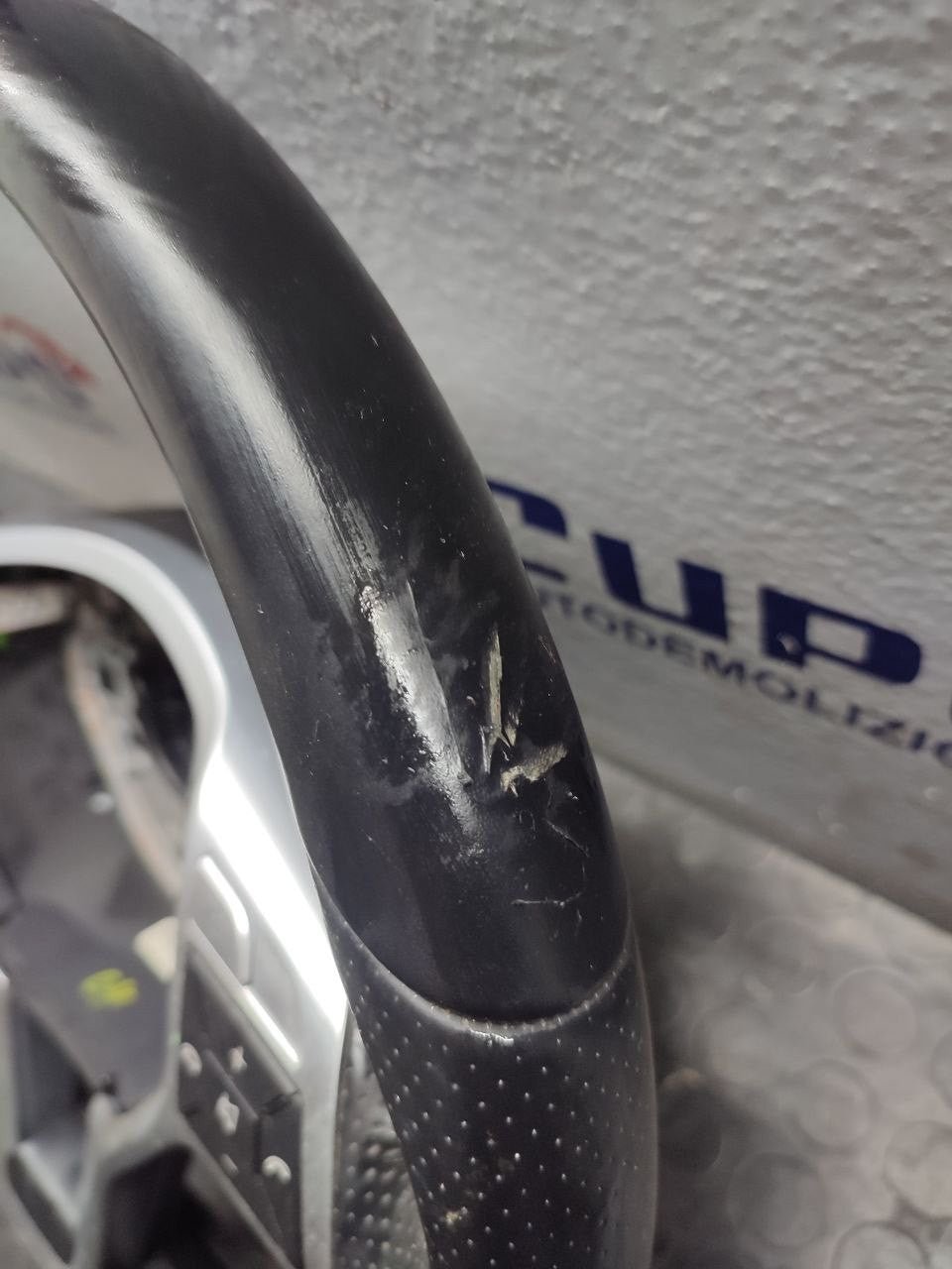 Volante sterzo con comandi multifunzione e palette cambio Mercedes classe C ( w204 ) cod A1724602703 - F&P CRASH SRLS - Ricambi Usati