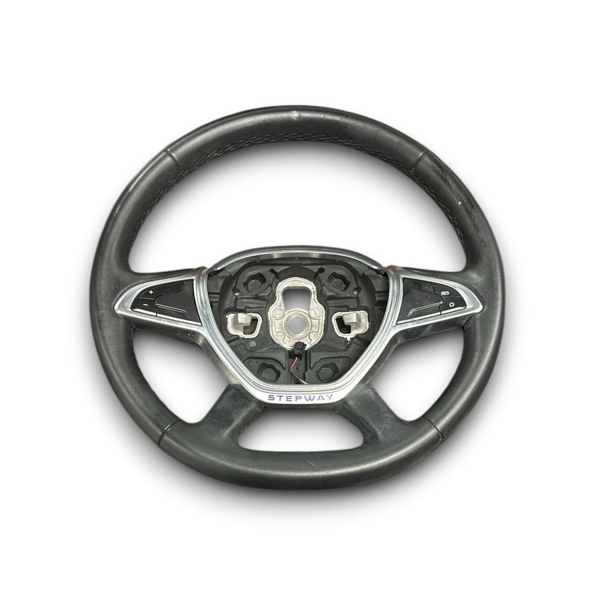 Volante / Sterzo Dacia Sandero II (2012 &gt; 2020 ) cod:484007478R - F&amp;P CRASH SRLS - Ricambi Usati