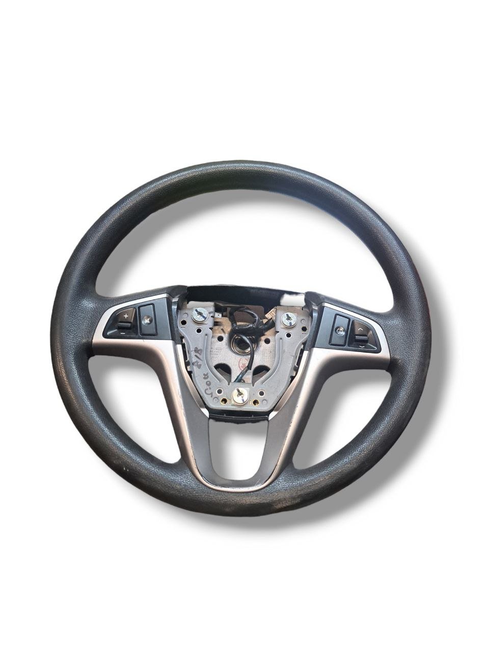 Volante / Sterzo Hyundai I20 (2008 - 2012) COD:56113 - 1J700 - F&P CRASH SRLS - Ricambi Usati