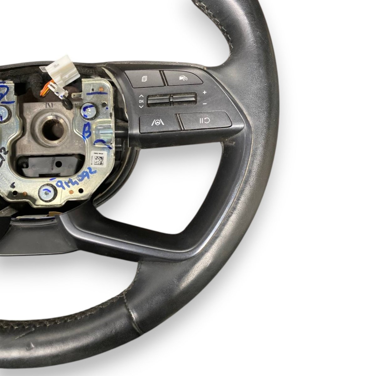 Volante / sterzo hyundai i20 bc3 Cod: 56100q0db0nnb (2020 - ) - F&P CRASH SRLS - Ricambi Usati