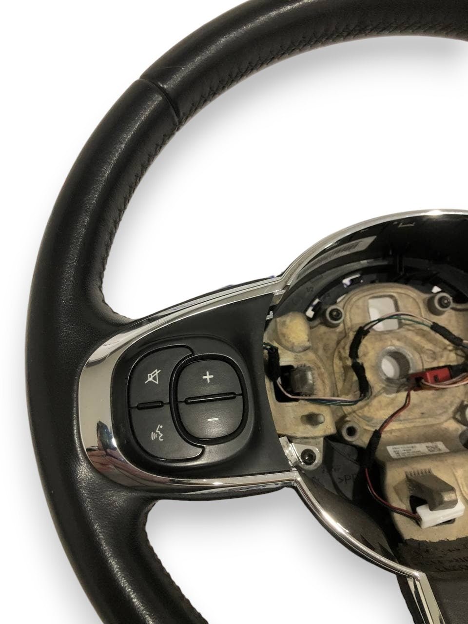 Volante Sterzo In Pelle Con Comandi Fiat 500 ( 2018 ) cod : 735633726 - F&P CRASH SRLS - Ricambi Usati