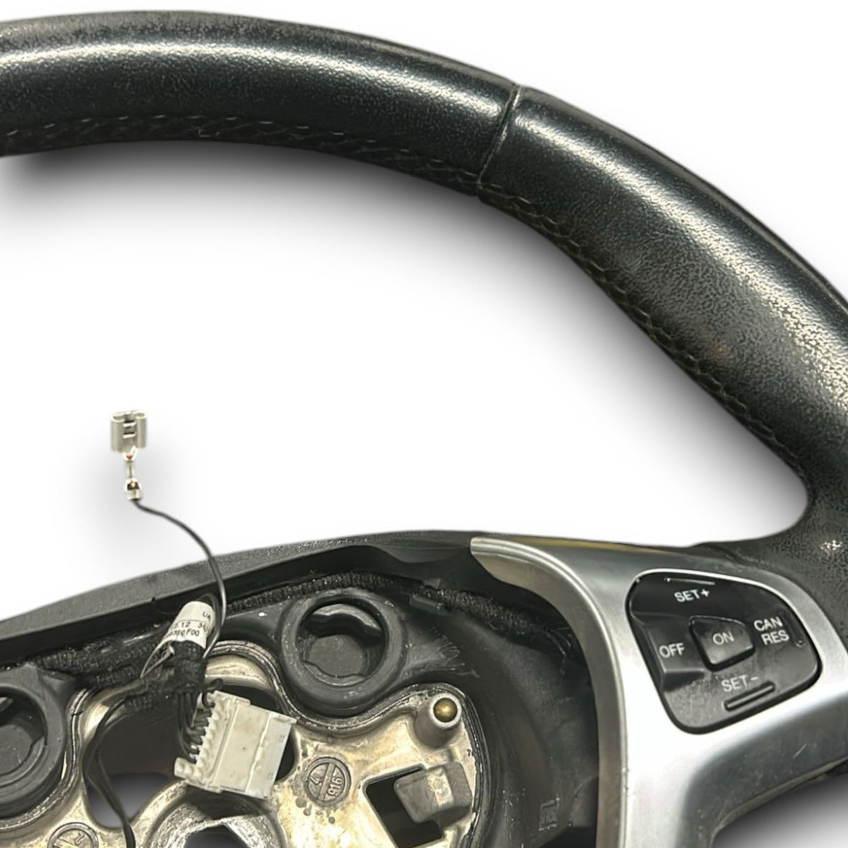 Volante / Sterzo In Pelle Ford B - Max (2012 > 2018) cod:34139182A - F&P CRASH SRLS - Ricambi Usati