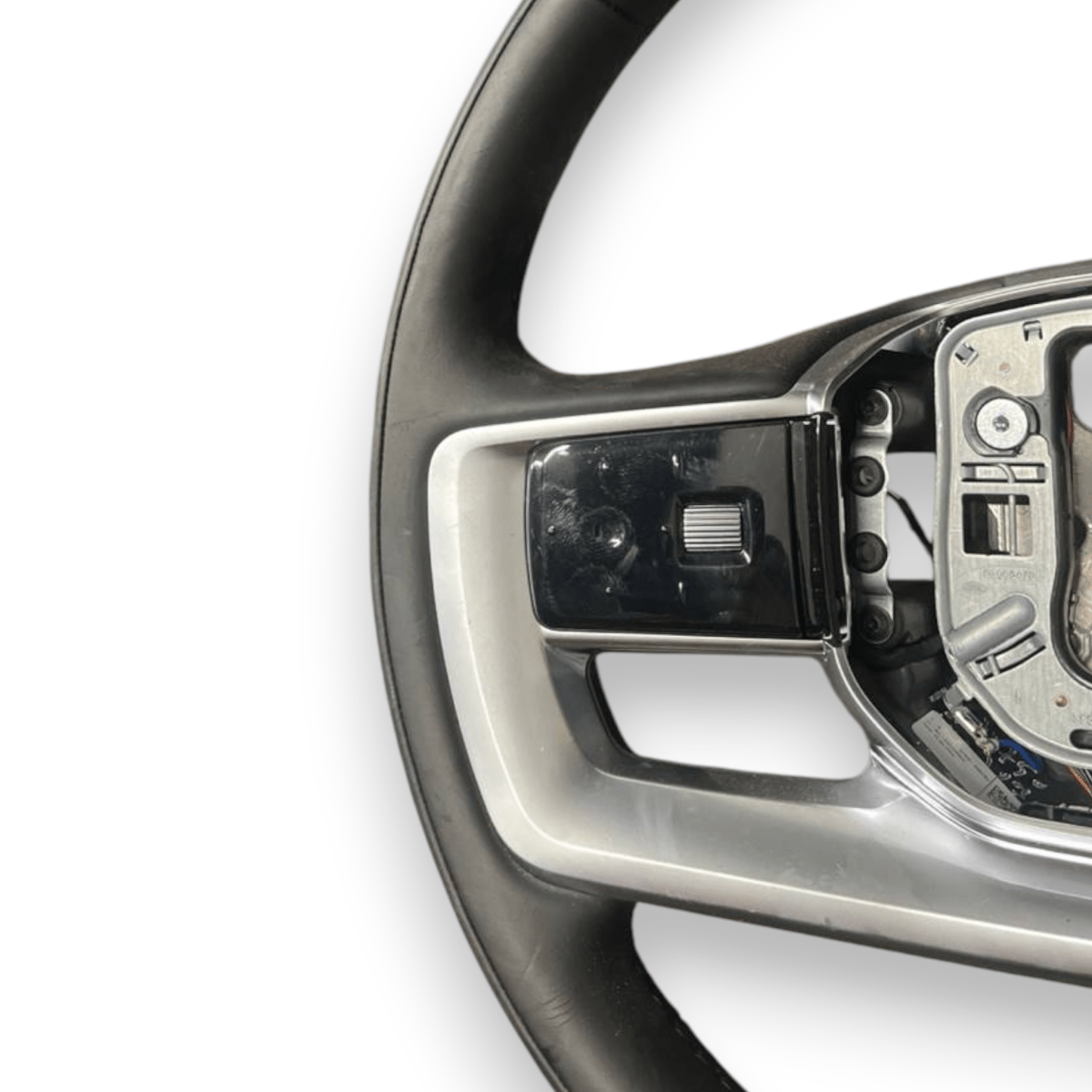 Volante / Sterzo in Pelle Land Rover Sport L461 (2022 - ) cod: R8E2 - 3F563 - F&P CRASH SRLS - Ricambi Usati