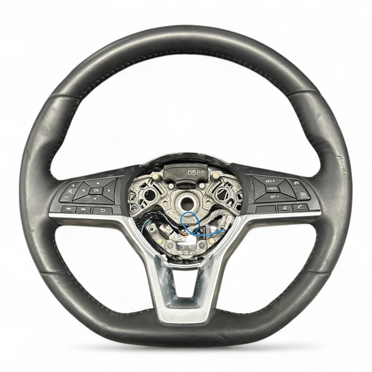 Volante / sterzo in pelle nissan qashqai j11 (2016 > 2021) - F&P CRASH SRLS - Ricambi Usati