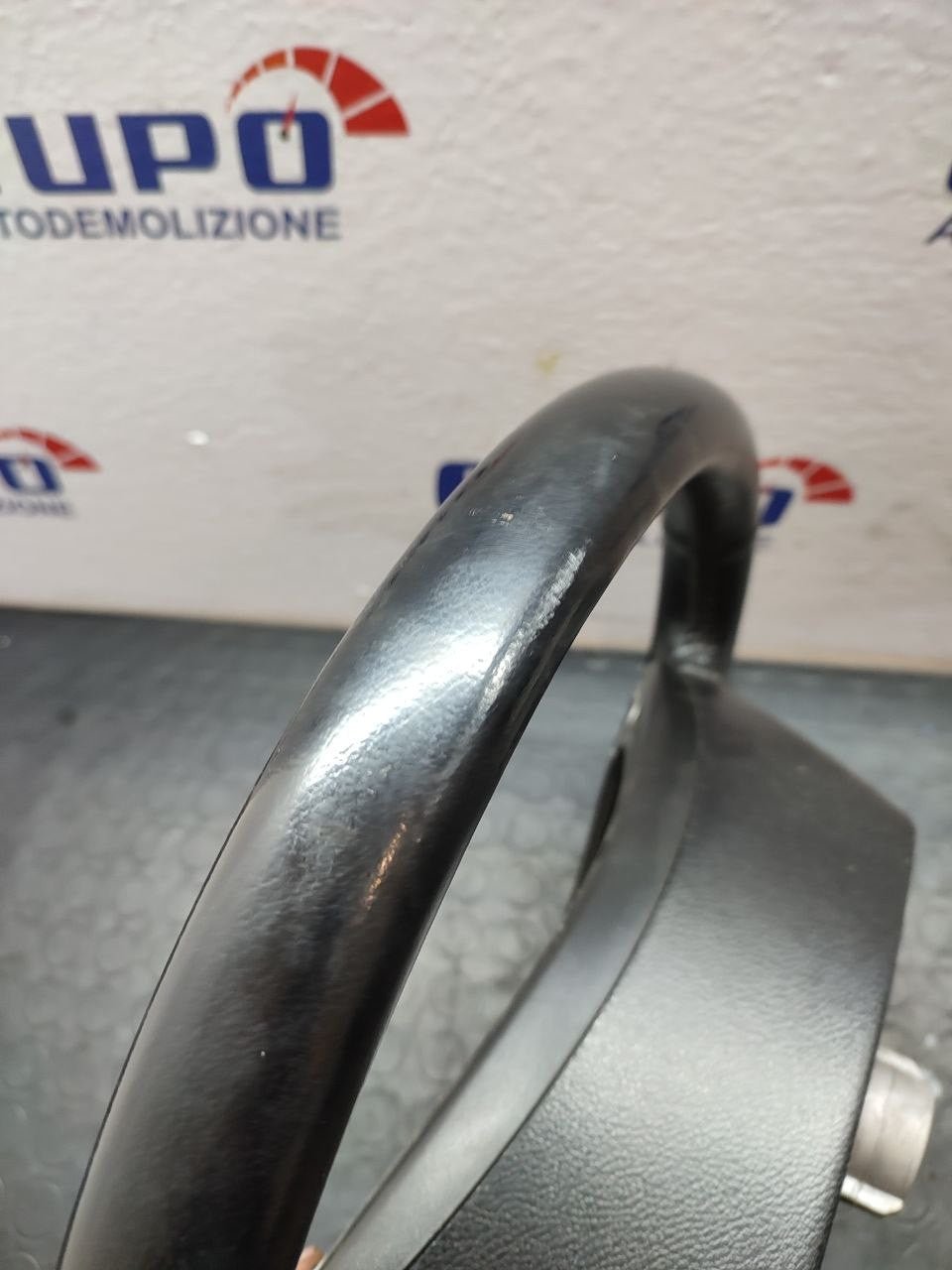 Steering Wheel Kia Cee'd mk1 2008 with multifunction controls - F&P CRASH SRLS - Used Parts