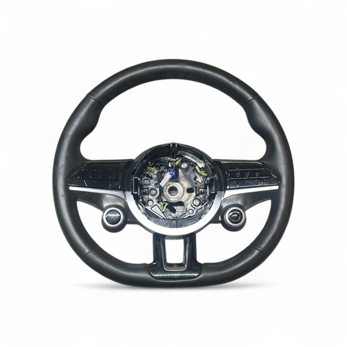 Volante / sterzo Maserati Grecale (M182) cod.6702698400 (2022 > ) - F&P CRASH SRLS - Ricambi Usati