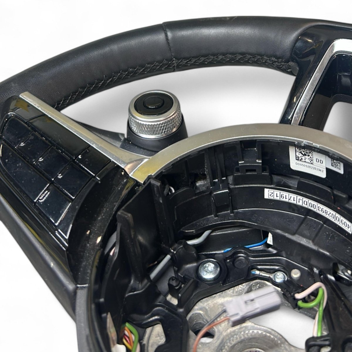 Volante / sterzo Maserati Grecale (M182) cod.6702698400 (2022 > ) - F&P CRASH SRLS - Ricambi Usati