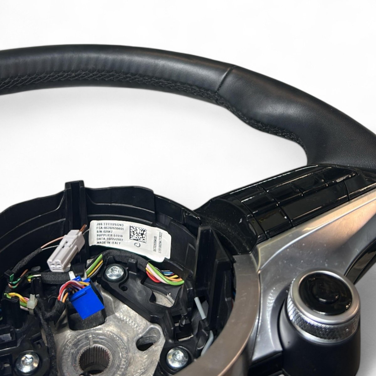 Volante / sterzo Maserati Grecale (M182) cod.6702698400 (2022 > ) - F&P CRASH SRLS - Ricambi Usati