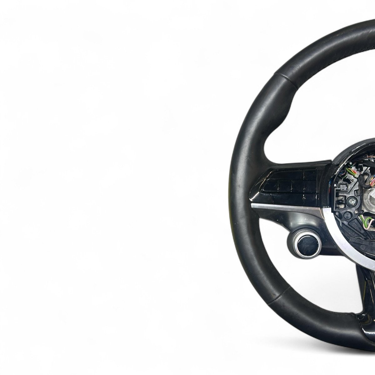 Volante / sterzo Maserati Grecale (M182) cod.6702698400 (2022 > ) - F&P CRASH SRLS - Ricambi Usati