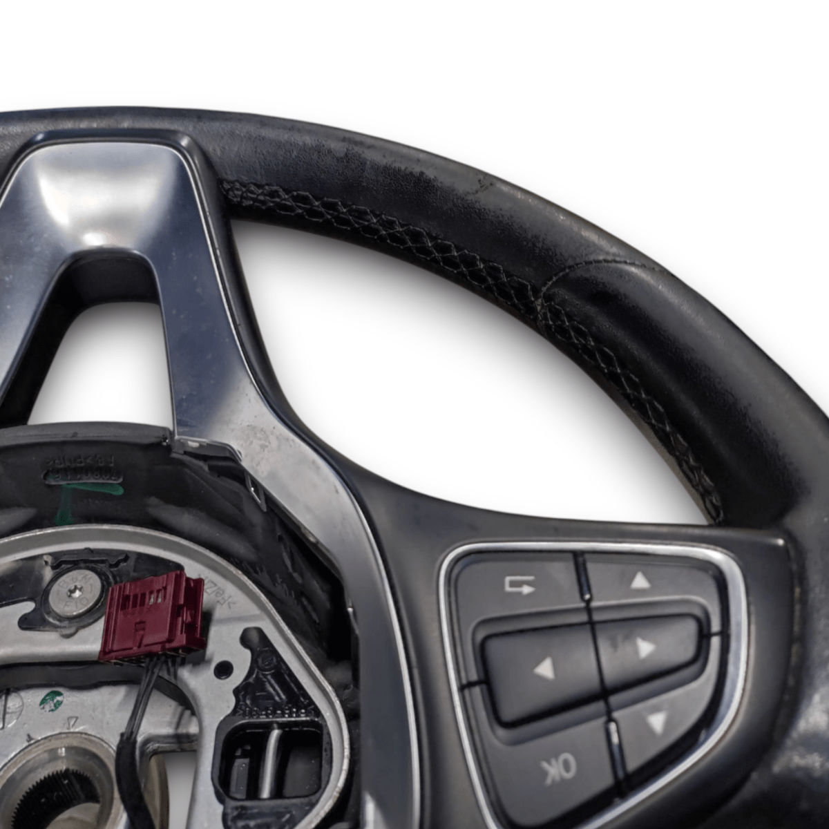 Volante / Sterzo Mercedes Classe A W176 COD: A0014608903 (2012 - 2018) - F&P CRASH SRLS - Ricambi Usati