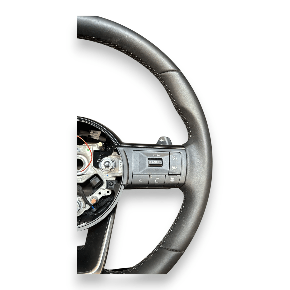 Volante / sterzo nissan qashqai j12 cod:a028a818a (2021 - ) - F&P CRASH SRL - Ricambi Usati