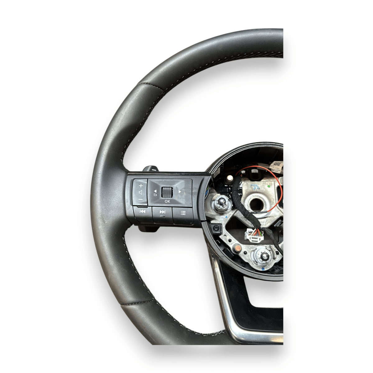 Volante / sterzo nissan qashqai j12 cod:a028a818a (2021 - ) - F&P CRASH SRL - Ricambi Usati