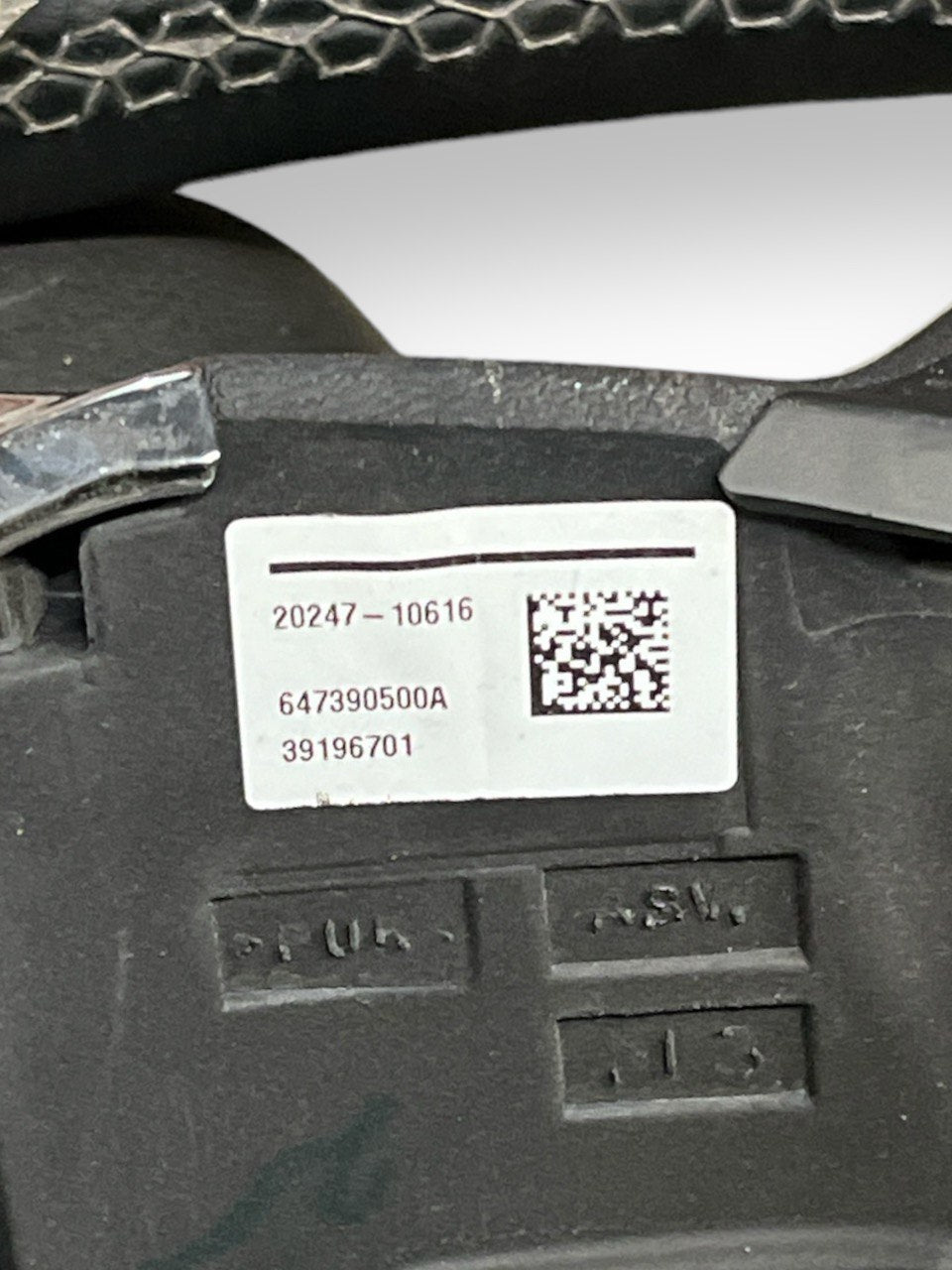 Volante / Sterzo Opel Corsa F (2019>) cod.647390500A - F&P CRASH SRLS - Ricambi Usati