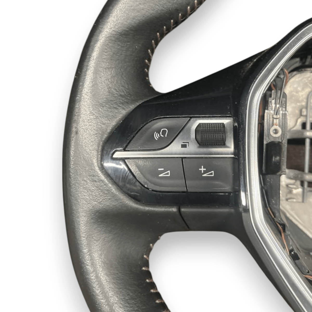 Volante / Sterzo Peugeot 3008 II (2016 al 2023) cod: 98105486AU - F&P CRASH SRLS - Ricambi Usati