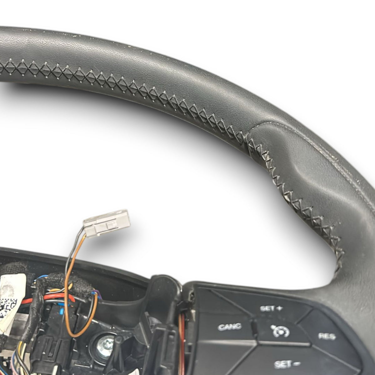 Steering Wheel / Flat Leather Steering Fiat 500 X code.1041989 (2014 > ) + Steering Wheel Controls and Paddles - F&P CRASH SRLS - Used Spare Parts