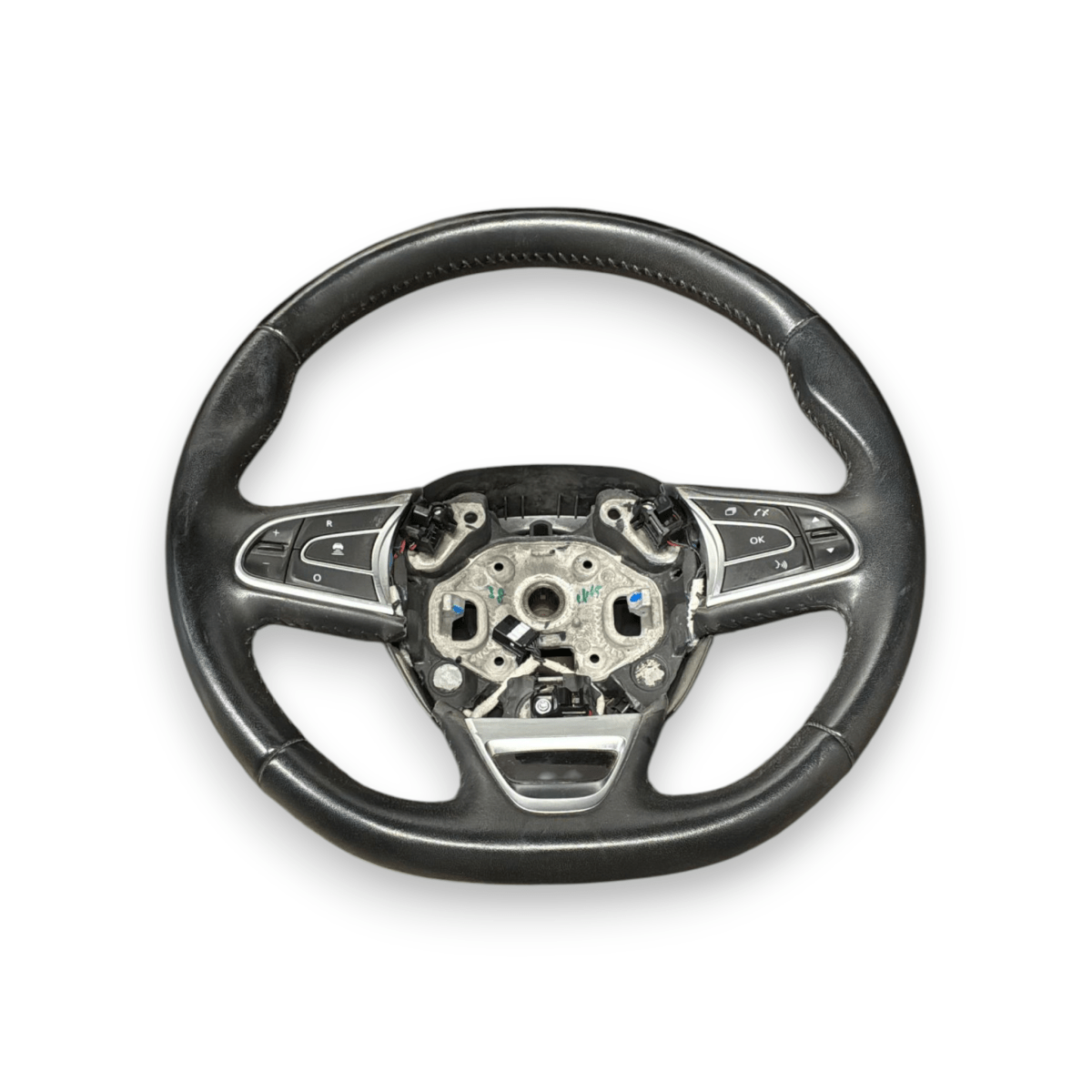 Volante / sterzo renault megane IV cod:484003587r (2015 - ) - F&amp;P CRASH SRL - Ricambi Usati