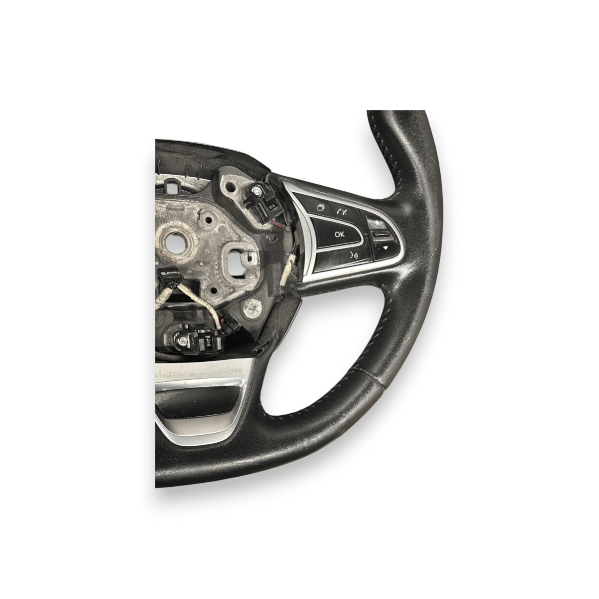 Volante / sterzo renault megane IV cod:484005825r (2015 - 2024) - F&P CRASH SRL - Ricambi Usati