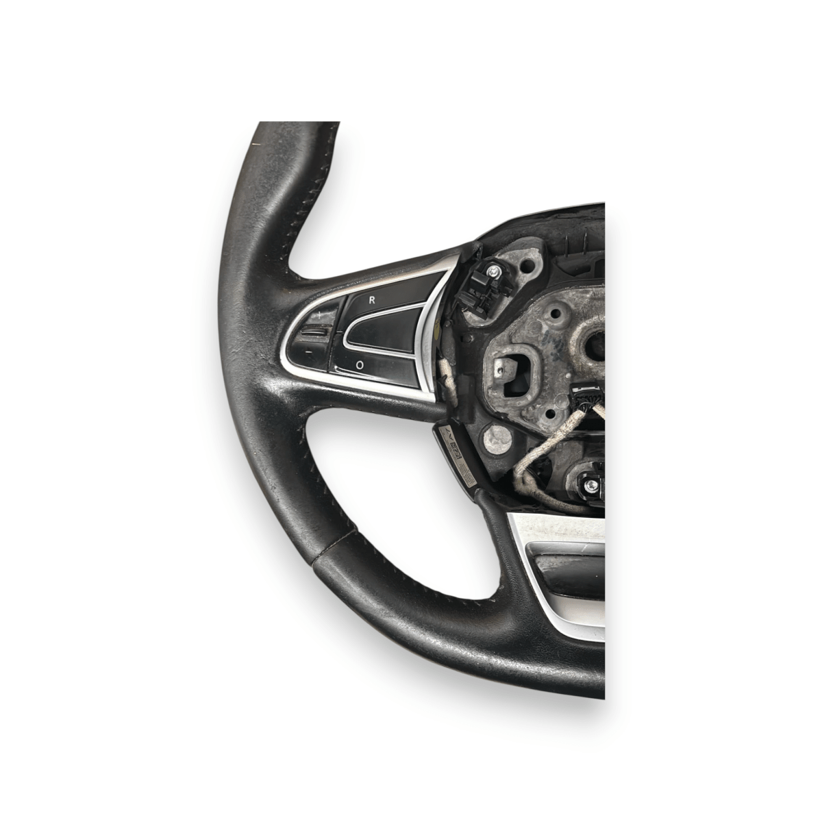 Volante / sterzo renault megane IV cod:484005825r (2015 - 2024) - F&P CRASH SRL - Ricambi Usati