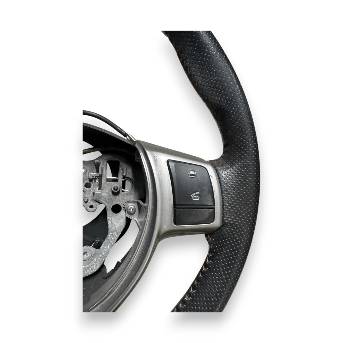 Volante / sterzo Toyota Yaris C cod.45100-0D510C1 (2011-2014) - F&P CRASH SRL - Ricambi Usati